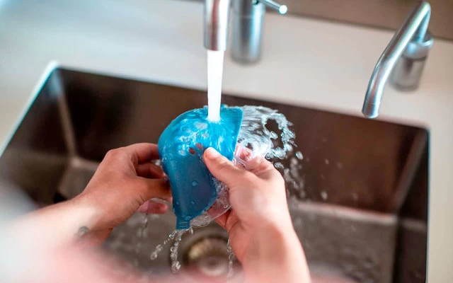 Koziol »HI Community Gesichtsmaske Rosa – Bild 4