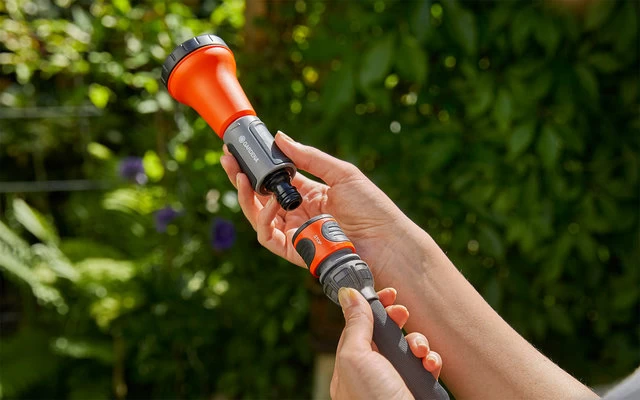 Gardena Liano Textilschlauch Mit Bewässerungsbrause 10 M