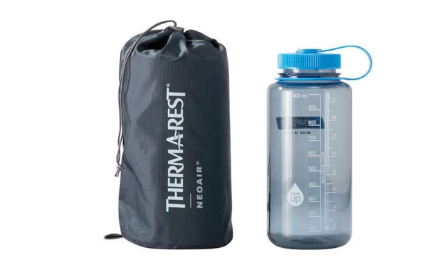 Therm-a-Rest NeoAir Topo Print Isomatte Regular 183 X 51 Cm – Bild 5