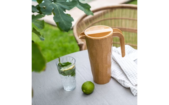 Koziol Club Pitcher Superglas Kanne Mit Deckel 1,5 Liter Nature Leaf Green – Bild 2